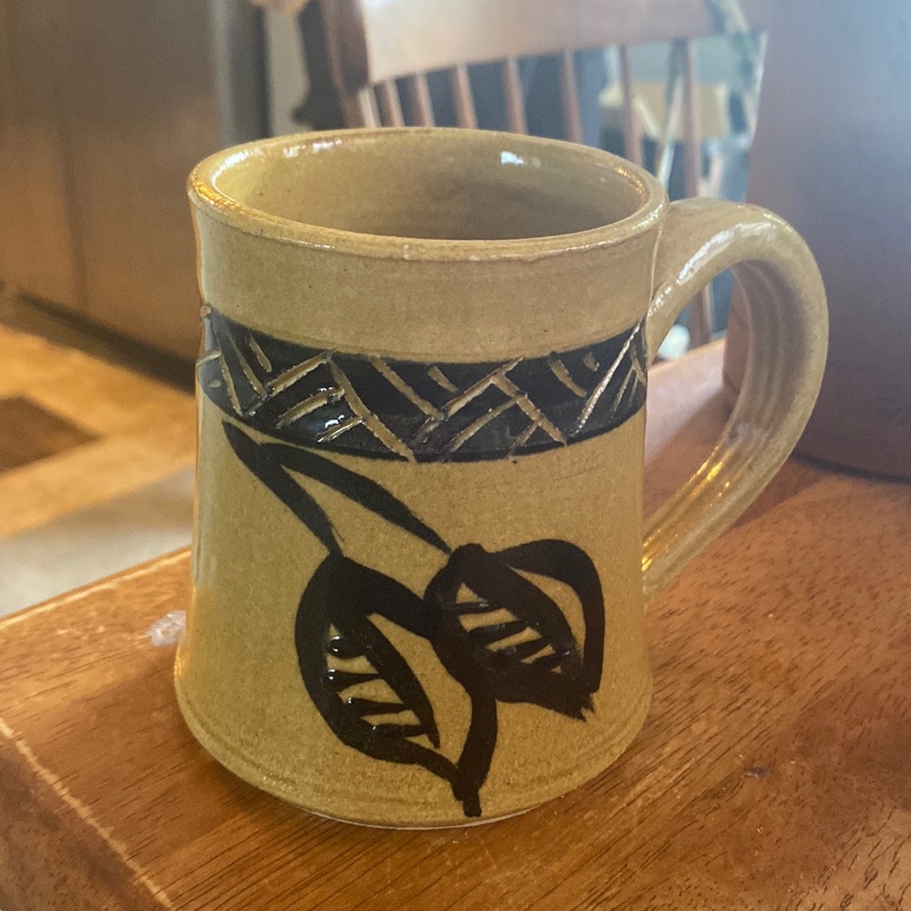 Black Dog Pottery Ceramic Mug